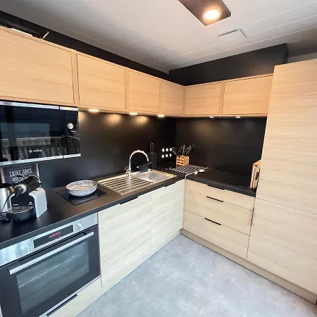 56 M² Confort, 6 Personnes, 3 Chambres, 2 Salles D'eau * Jullouville-les-Pins